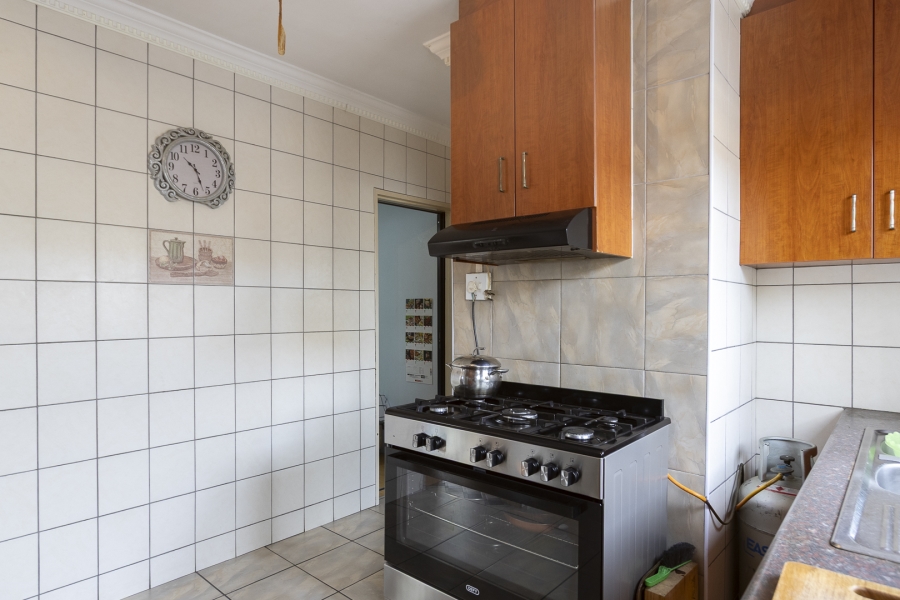 5 Bedroom Property for Sale in Gustrouw Western Cape